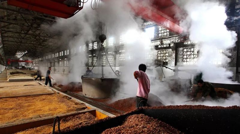 酿酒车间粉色应用黄色软件