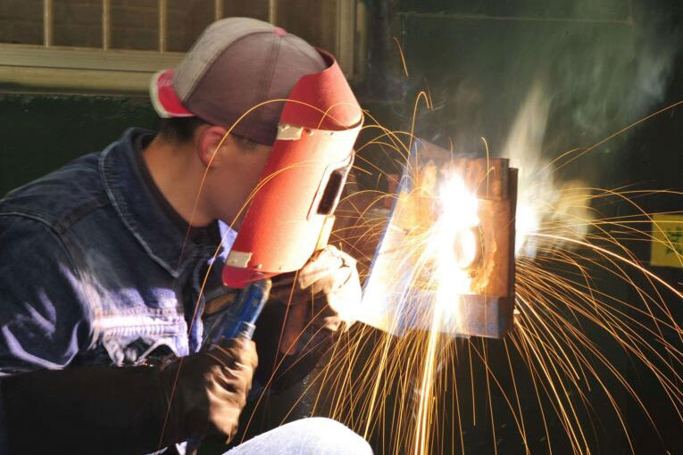 焊材库、焊条库、焊丝库防潮粉色应用黄色软件